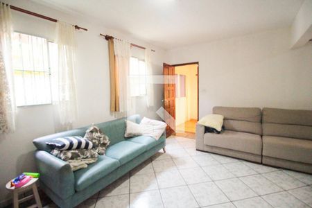 Sala de casa para alugar com 4 quartos, 264m² em Cidade Líder, São Paulo