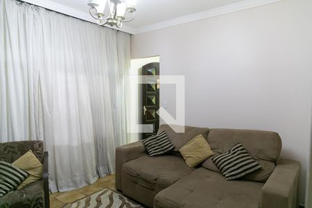 Sala de casa para alugar com 4 quartos, 233m² em Jardim Pinheiros, Guarulhos