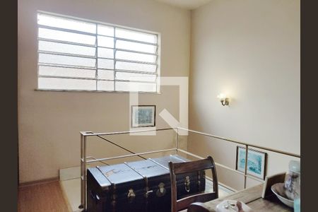 Casa para alugar com 4 quartos, 295m² em Serra, Belo Horizonte