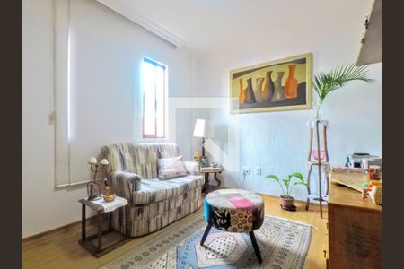 Apartamento à venda com 4 quartos, 180m² em Vila Paris, Belo Horizonte
