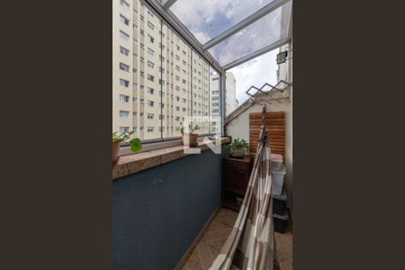 Varanda de kitnet/studio para alugar com 1 quarto, 30m² em Centro, São Paulo