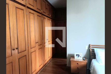 Apartamento à venda com 178m², 4 quartos e 2 vagas
