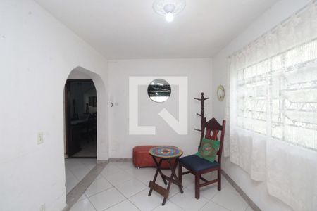 Casa à venda com 3 quartos, 240m² em Palmares, Belo Horizonte