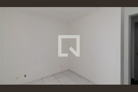 Quarto 1 de apartamento à venda com 2 quartos, 45m² em Vila Talarico, São Paulo