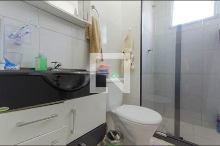 Banheiro de apartamento à venda com 2 quartos, 45m² em Vila Talarico, São Paulo