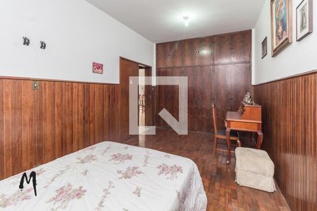 Quarto 3 de casa à venda com 3 quartos, 365m² em Floresta, Belo Horizonte