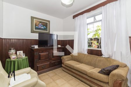 Sala de casa à venda com 3 quartos, 365m² em Floresta, Belo Horizonte