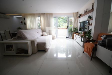 Sala de Estar de apartamento à venda com 4 quartos, 380m² em Barra da Tijuca, Rio de Janeiro