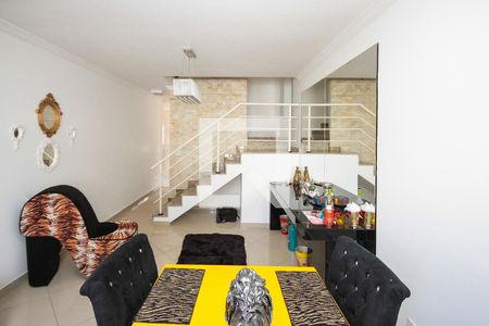 Sala de casa para alugar com 2 quartos, 120m² em Vila Bela, São Paulo