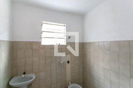 Banheiro de casa para alugar com 2 quartos, 360m² em Floramar, Belo Horizonte