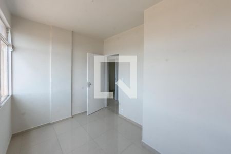 Quarto 1 de apartamento para alugar com 3 quartos, 74m² em Barro Preto, Belo Horizonte