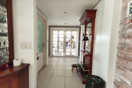 Hall de casa à venda com 3 quartos, 225m² em Feitoria, São Leopoldo