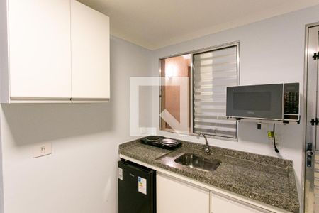 Cozinha de kitnet/studio para alugar com 1 quarto, 12m² em Cangaiba, São Paulo