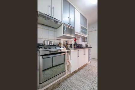 Cozinha de apartamento para alugar com 3 quartos, 90m² em Pinheiros, São Paulo