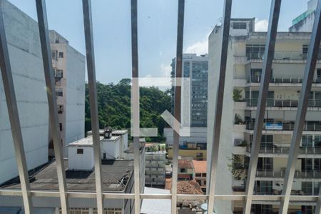 Vista da Sala de apartamento para alugar com 3 quartos, 110m² em Icaraí, Niterói