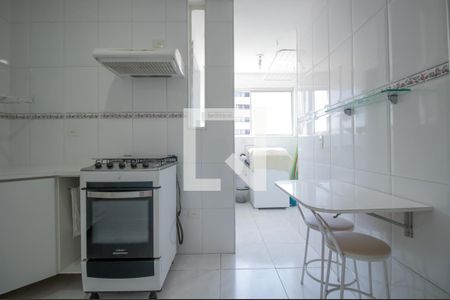 Apartamento à venda com 60m², 1 quarto e 1 vaga Apartamento à venda com 60m², 1 quarto e 1 vagaCozinha