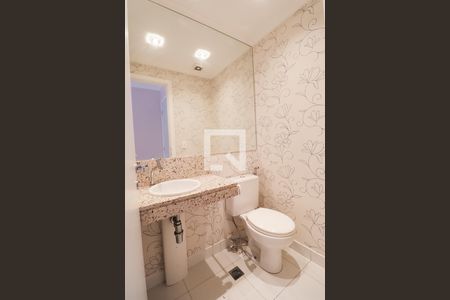 Lavabo de apartamento para alugar com 3 quartos, 125m² em Jardim Goiás, Goiânia