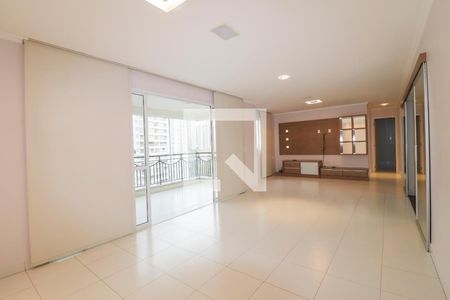 Sala de apartamento para alugar com 3 quartos, 125m² em Jardim Goiás, Goiânia