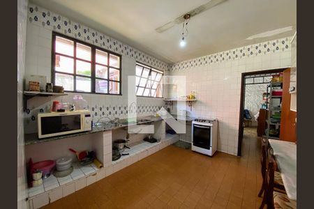 Casa para alugar com 3 quartos, 314m² em Santa Lúcia, Belo Horizonte