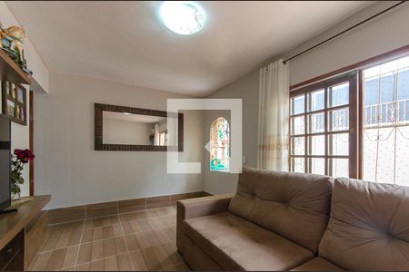 Sala de Estar de casa à venda com 3 quartos, 135m² em Vila Nova, Porto Alegre