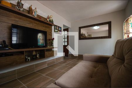 Sala de Estar de casa à venda com 3 quartos, 135m² em Vila Nova, Porto Alegre