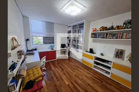 Apartamento à venda com 4 quartos, 280m² em Comiteco, Belo Horizonte