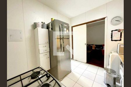 Apartamento à venda com 3 quartos, 125m² em Santa Lúcia, Belo Horizonte