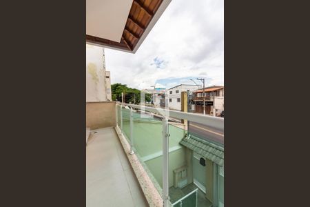 Sacada de casa à venda com 3 quartos, 257m² em Vila Osasco, Osasco