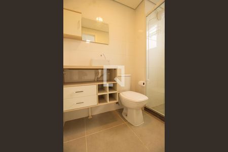 Banheiro de kitnet/studio à venda com 1 quarto, 33m² em Centro Histórico, Porto Alegre