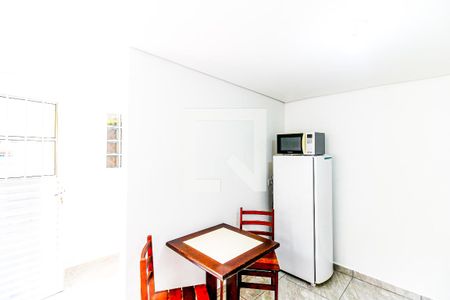 Cozinha de kitnet/studio para alugar com 1 quarto, 35m² em Jardim Promissão, São Paulo