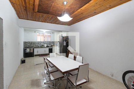 Cozinha de casa à venda com 4 quartos, 200m² em Santo Antônio, Osasco