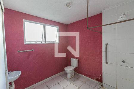 Banheiro de apartamento à venda com 1 quarto, 45m² em Hípica, Porto Alegre