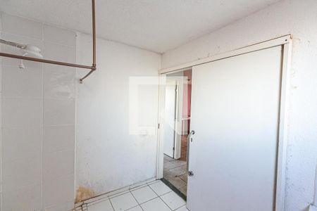 Banheiro de apartamento à venda com 1 quarto, 45m² em Hípica, Porto Alegre