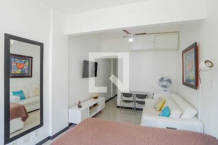 Sala de apartamento à venda com 1 quarto, 30m² em Copacabana, Rio de Janeiro