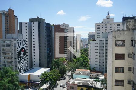 Vista da sala  de apartamento à venda com 4 quartos, 136m² em Perdizes, São Paulo