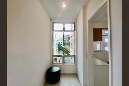 Sala  de apartamento para alugar com 2 quartos, 80m² em Leblon, Rio de Janeiro