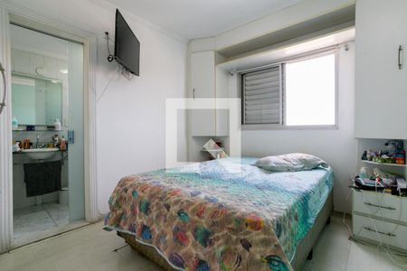 Suíte de apartamento à venda com 2 quartos, 75m² em Vila Romero, São Paulo