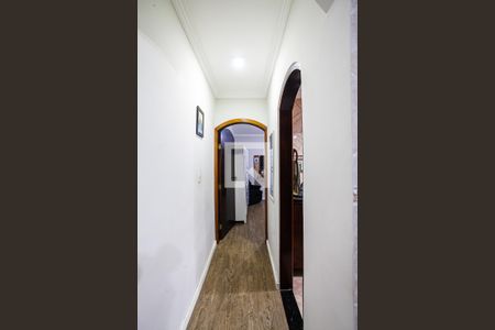Corredor de casa à venda com 4 quartos, 260m² em Vila Tibiriçá, Santo André