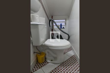 Lavabo   de casa para alugar com 3 quartos, 130m² em Vila Santa Terezinha (zona Norte), São Paulo