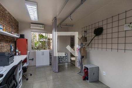 Escritorio de casa à venda com 2 quartos, 170m² em São João, Porto Alegre