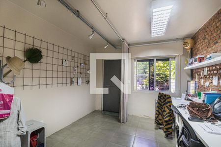 Escritorio de casa à venda com 2 quartos, 170m² em São João, Porto Alegre