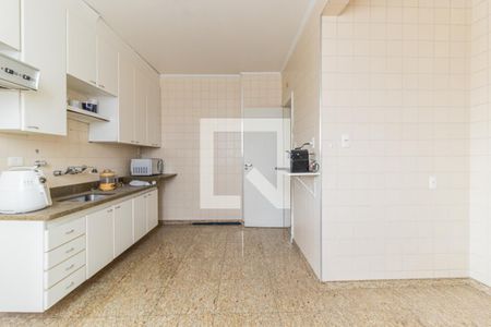 Cozinha de apartamento para alugar com 2 quartos, 100m² em Santa Cecília, São Paulo