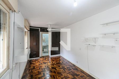 Sala/Quarto de kitnet/studio para alugar com 1 quarto, 22m² em Cidade Baixa, Porto Alegre