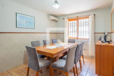 Sala de Jantar de casa à venda com 5 quartos, 244m² em Vila Nova, Porto Alegre