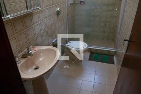 Casa de condomínio à venda com 300m², 4 quartos e 4 vagas Casa de condomínio à venda com 300m², 4 quartos e 4 vagasQuarto 1 - Suite