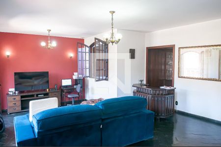 Casa de condomínio à venda com 300m², 4 quartos e 4 vagas Casa de condomínio à venda com 300m², 4 quartos e 4 vagasSala 2