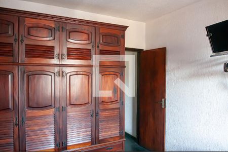 Casa de condomínio à venda com 300m², 4 quartos e 4 vagas Casa de condomínio à venda com 300m², 4 quartos e 4 vagasQuarto 4 - Suite