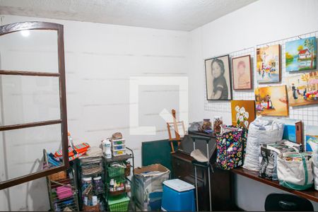 Casa de condomínio à venda com 300m², 4 quartos e 4 vagas Casa de condomínio à venda com 300m², 4 quartos e 4 vagasQuarto 2