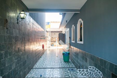 Casa de condomínio à venda com 300m², 4 quartos e 4 vagas Casa de condomínio à venda com 300m², 4 quartos e 4 vagasGaragem