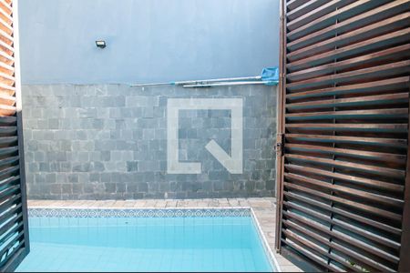 Casa de condomínio à venda com 300m², 4 quartos e 4 vagas Casa de condomínio à venda com 300m², 4 quartos e 4 vagasQuarto 1 - Suite